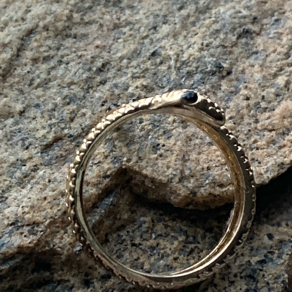 Gold Plated Serpent Ring Black Crystal Eyes & Tail Woman’s Jewelry Snake Wrap - Picture 5 of 6